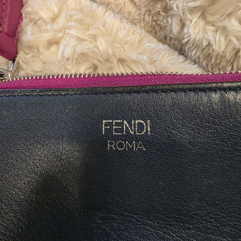 Authentic Vintage Fendi Roma Leather Zip Wallet Card Case - Navy with Pink Trim - Picture 2 of 6